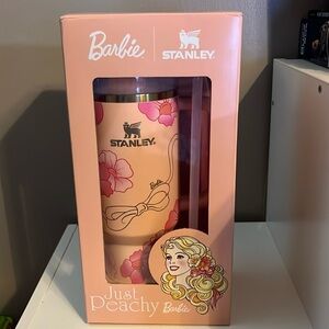 SOLD OUT Barbie 80’s Peaches N’ Cream Stanley 40oz Quencher